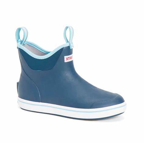WOMENS XTRATUF ANKLE DECK BOOT NAVY