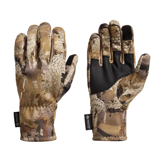 Sitka Jetstream WS gloves in optifade Marsh pattern, windproof hunting gloves designed for warmth and dexterity in cold conditions
