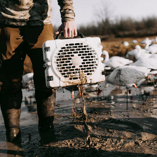 Turtlebox Grande waterproof outdoor Bluetooth speaker – White – hunting and fishing